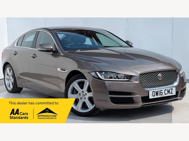 Jaguar XE 2.0d Portfolio Auto AWD Euro 6 (s/s) 4dr