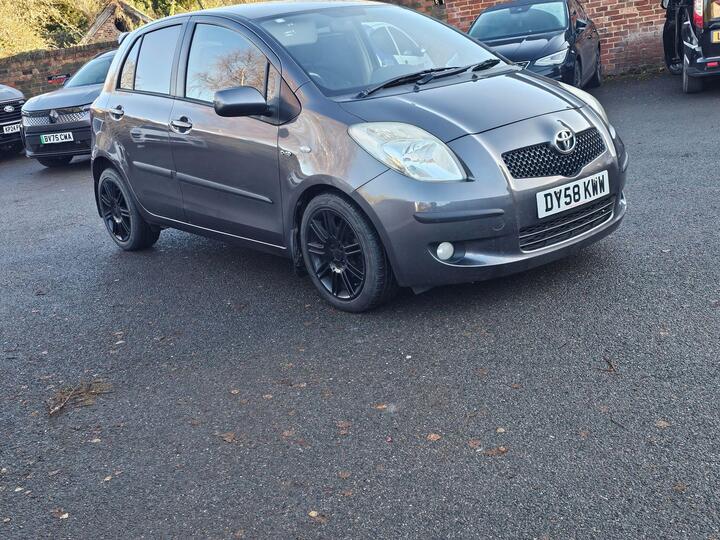 Toyota Yaris 1.4 D-4D SR Multimode 5dr Toyota Yaris 1.4 D-4D SR Multimode 5dr