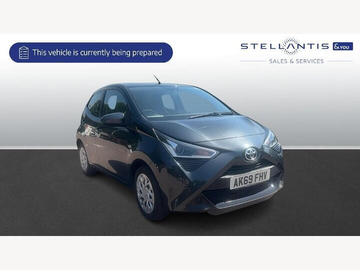 Toyota AYGO 1.0 VVT-i X-play Euro 6 5dr