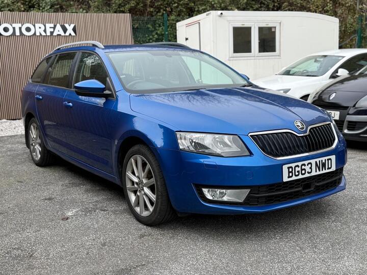 Skoda Octavia 1.6 TDI Elegance Euro 5 (s/s) 5dr Skoda Octavia 1.6 TDI Elegance Euro 5 (s/s) 5dr
