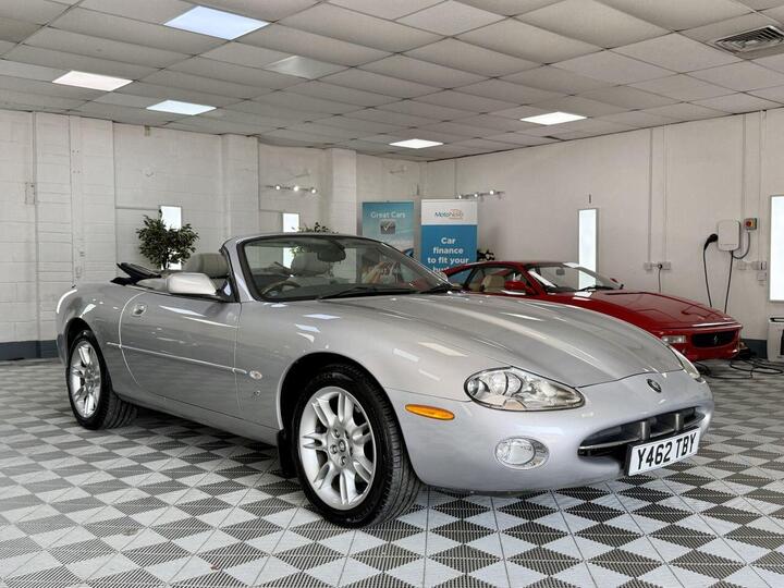 Jaguar XK8 4.0 2dr