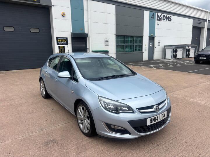 Vauxhall Astra 1.6 16v SRi Euro 5 5dr