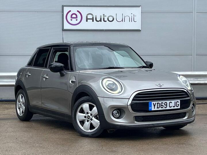 MINI HATCH 1.5 Cooper Classic Steptronic Euro 6 (s/s) 5dr