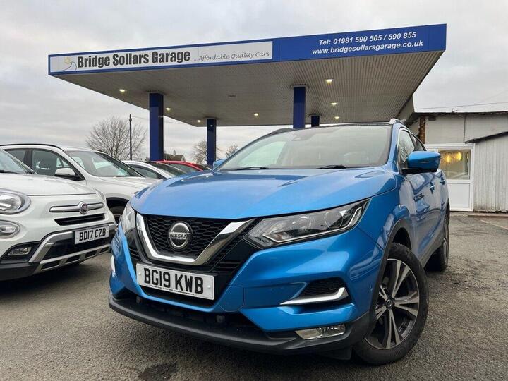Nissan QASHQAI 1.3 DIG-T N-Connecta Euro 6 (s/s) 5dr