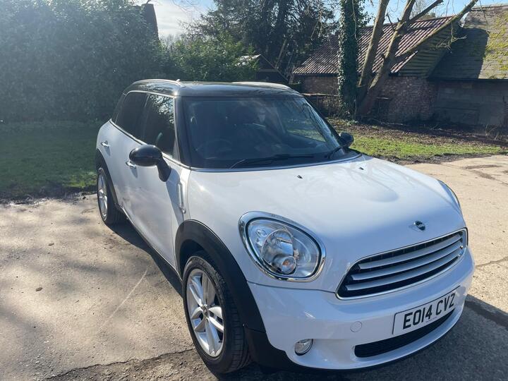 MINI Countryman 1.6 Cooper Auto ALL4 Euro 6 5dr