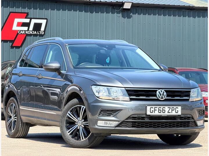 Volkswagen Tiguan 2.0 TDI BlueMotion Tech SE Navigation DSG 4Motion Euro 6 (s/s) 5dr