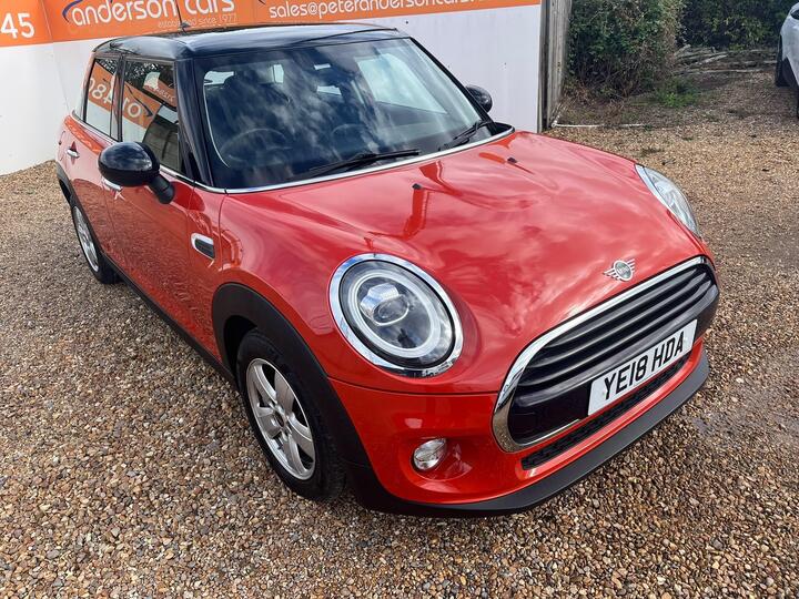 MINI Hatch 1.5 Cooper Euro 6 (s/s) 5dr