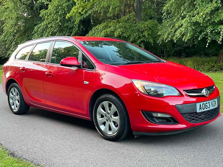 Vauxhall Astra 1.6 16V Design Sports Tourer Auto Euro 5 5dr
