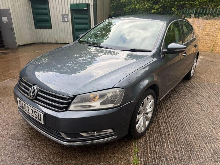 Volkswagen PASSAT 1.6 TDI BlueMotion Tech Highline Euro 5 (s/s) 4dr