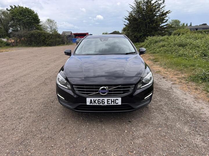 Volvo V60 2.4 D5 Twin Engine SE Nav Auto AWD Euro 6 (s/s) 5dr
