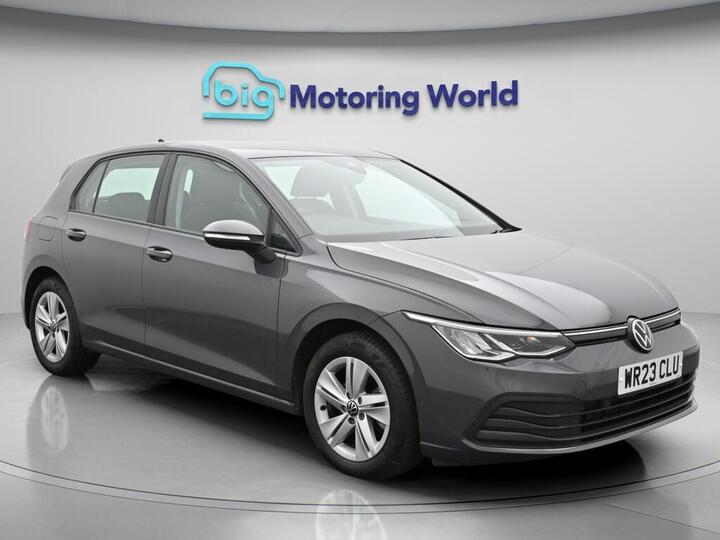 Volkswagen Golf 1.5 ETSI MHEV Life DSG Euro 6 (s/s) 5dr Volkswagen Golf 1.5 ETSI MHEV Life DSG Euro 6 (s/s) 5dr