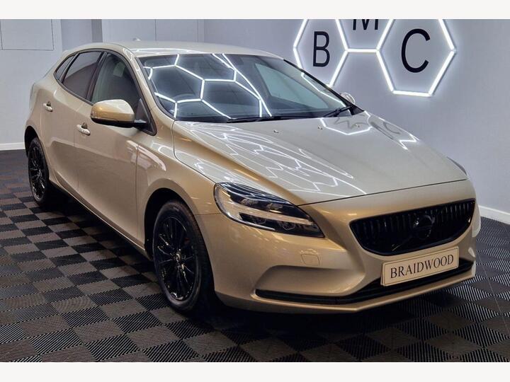 Volvo V40 2.0 D3 Momentum Nav Plus Euro 6 (s/s) 5dr