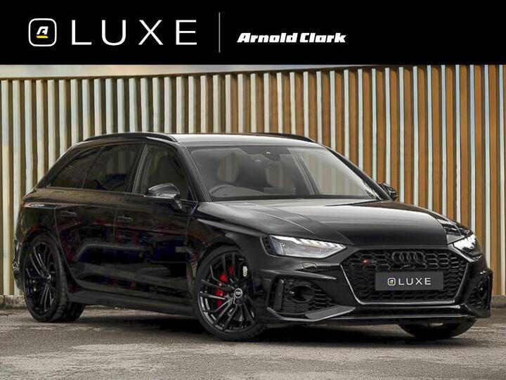 Audi RS4 Avant 2.9 TFSI V6 Carbon Black Tiptronic Quattro Euro 6 (s/s) 5dr Audi RS4 Avant 2.9 TFSI V6 Carbon Black Tiptronic Quattro Euro 6 (s/s) 5dr