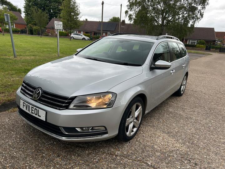 Volkswagen Passat 2.0 TDI BlueMotion Tech SE Euro 5 (s/s) 5dr
