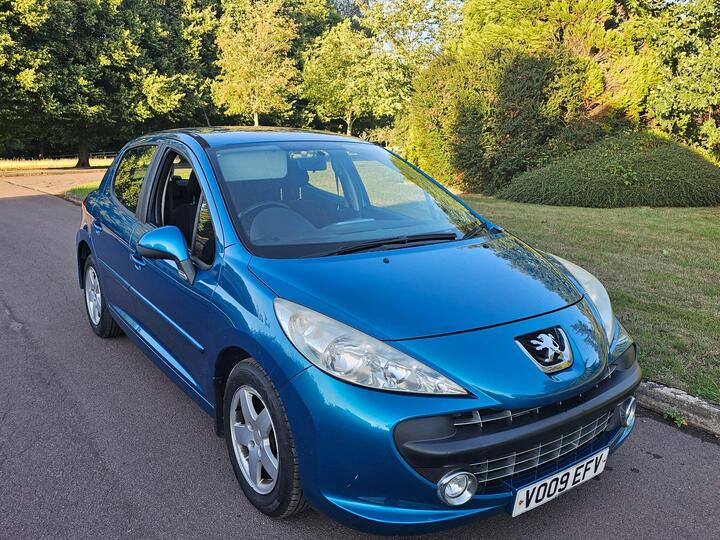 Peugeot 207 1.4 VTi Sport Euro 4 5dr Peugeot 207 1.4 VTi Sport Euro 4 5dr
