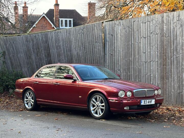 Jaguar XJ 2.7 TDVi Sovereign 4dr