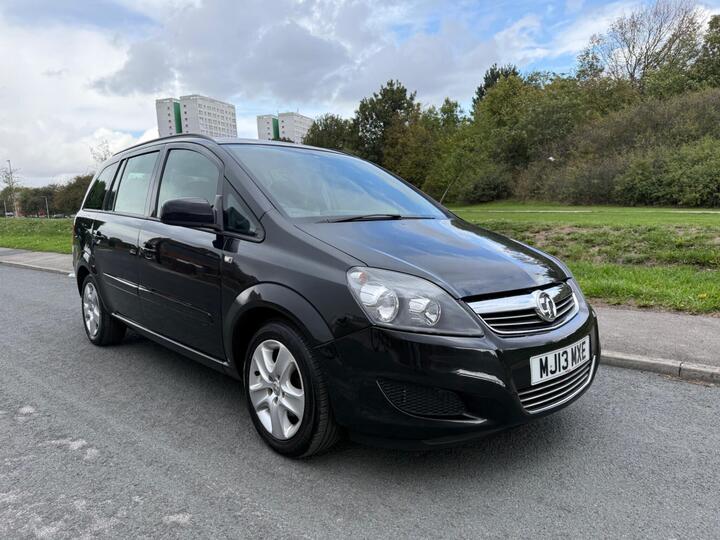 Vauxhall Zafira 1.6 16V Exclusiv Euro 5 5dr Vauxhall Zafira 1.6 16V Exclusiv Euro 5 5dr