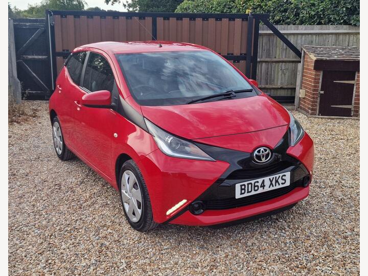 Toyota AYGO 1.0 VVT-i X-play Euro 5 5dr Euro 5