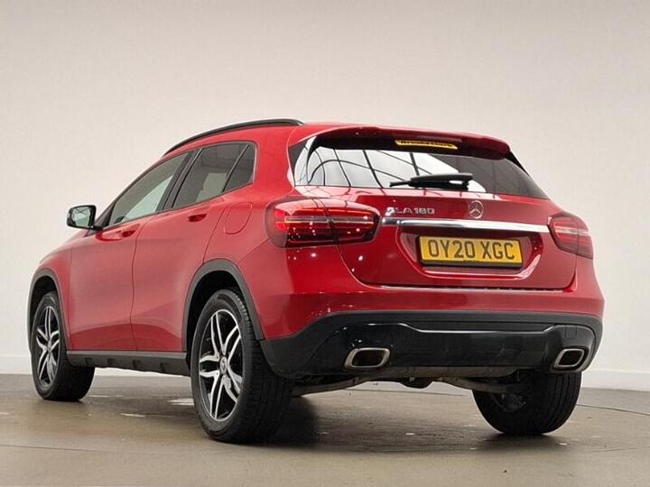 Mercedes-Benz GLA 1.6 GLA180 Urban Edition 7G-DCT Euro 6 (s/s) 5dr Mercedes-Benz GLA 1.6 GLA180 Urban Edition 7G-DCT Euro 6 (s/s) 5dr