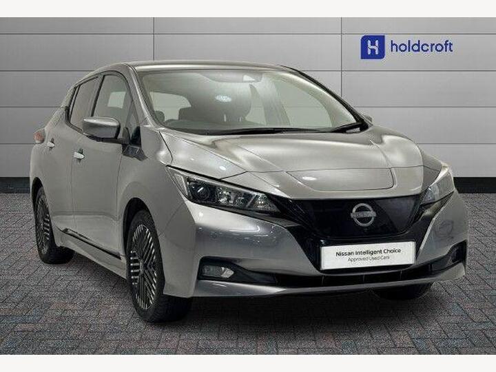 Nissan Leaf 39kWh Tekna Auto 5dr