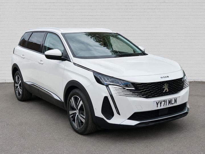 Peugeot 5008 1.2 PureTech Allure Euro 6 (s/s) 5dr Peugeot 5008 1.2 PureTech Allure Euro 6 (s/s) 5dr