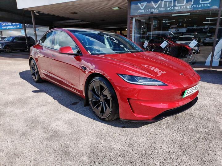 Tesla Model 3 (Dual Motor) Performance Auto 4WDE 4dr