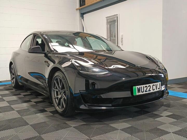 Tesla Model 3 Standard Range Plus Auto RWD 4dr