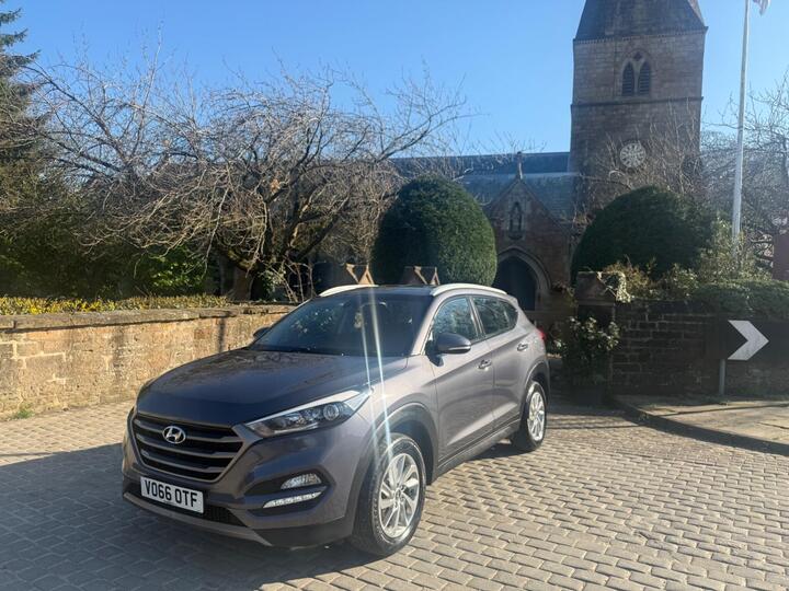 Hyundai TUCSON 1.7 CRDi Blue Drive SE Nav Euro 6 (s/s) 5dr