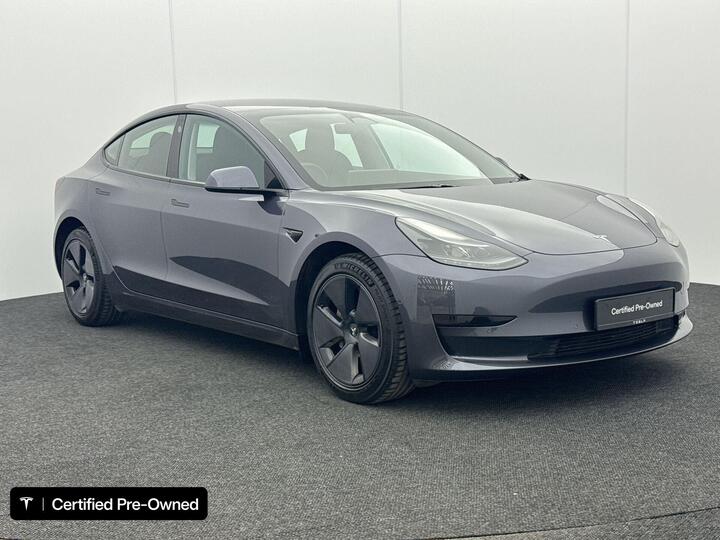 Tesla Model 3 Standard Range Plus Auto RWD 4dr