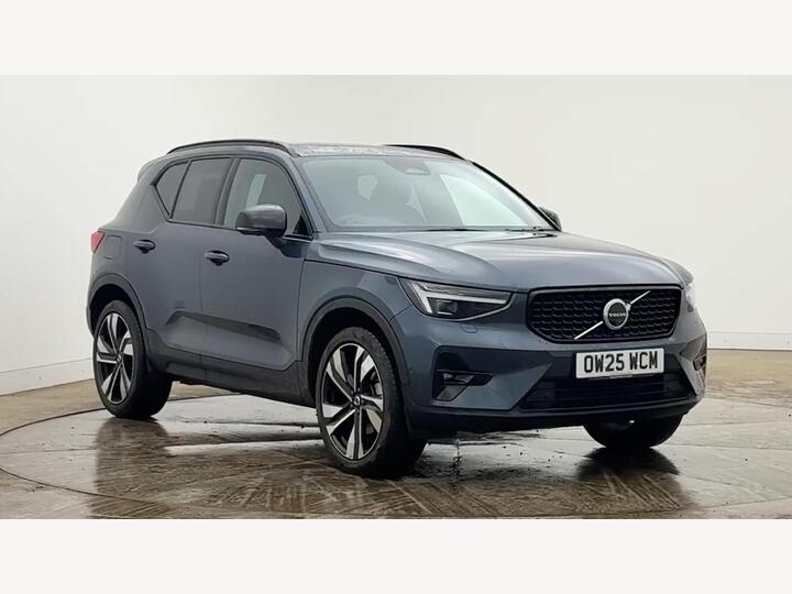 Volvo XC40 2.0 B4 MHEV Ultra Dark DCT Auto Euro 6 (s/s) 5dr