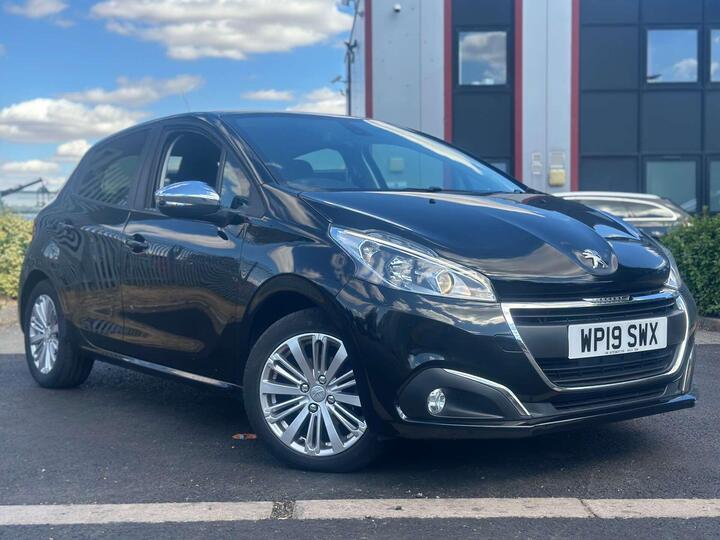 Peugeot 208 1.2 PureTech Signature Euro 6 (s/s) 5dr
