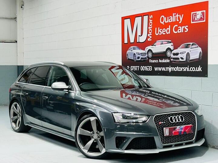 Audi RS4 Avant 4.2 FSI V8 S Tronic Quattro Euro 5 5dr Audi RS4 Avant 4.2 FSI V8 S Tronic Quattro Euro 5 5dr