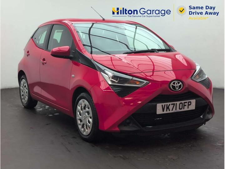 Toyota AYGO 1.0 VVT-i X-play X-shift Euro 6 5dr (Safety Sense)