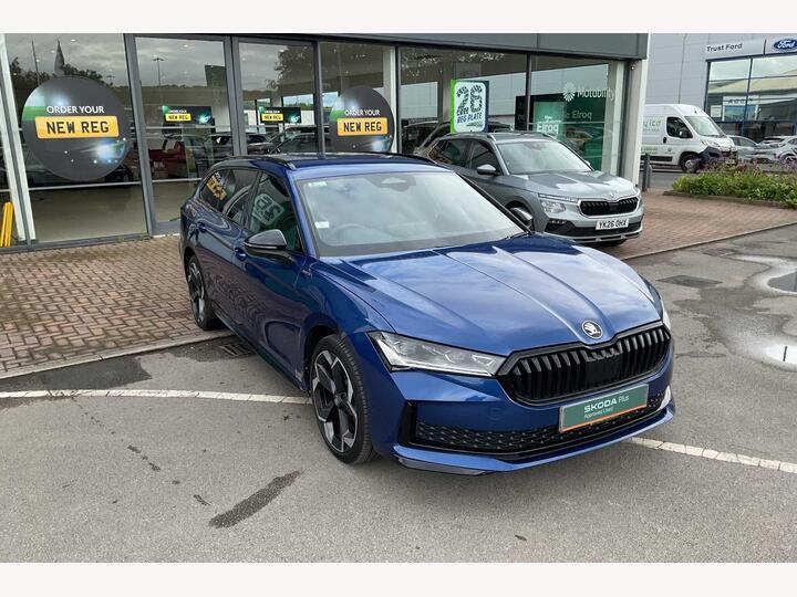 Skoda Superb 1.5 TSI IV 25.7kWh SportLine DSG Euro 6 (s/s) 5dr Skoda Superb 1.5 TSI IV 25.7kWh SportLine DSG Euro 6 (s/s) 5dr