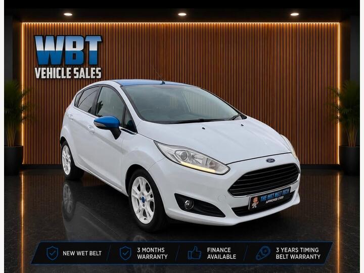 Ford Fiesta 1.0T EcoBoost Zetec White Edition Euro 6 (s/s) 5dr
