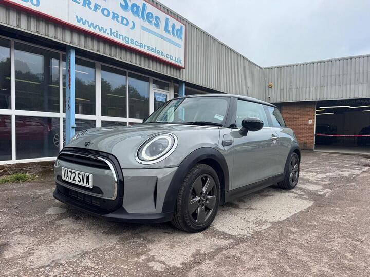 MINI Hatch 1.5 Cooper Classic Steptronic Euro 6 (s/s) 3dr