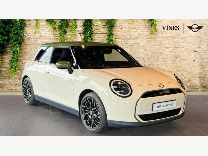MINI Electric Cooper SE 54.2kWh Paul Smith Edition Auto 3dr