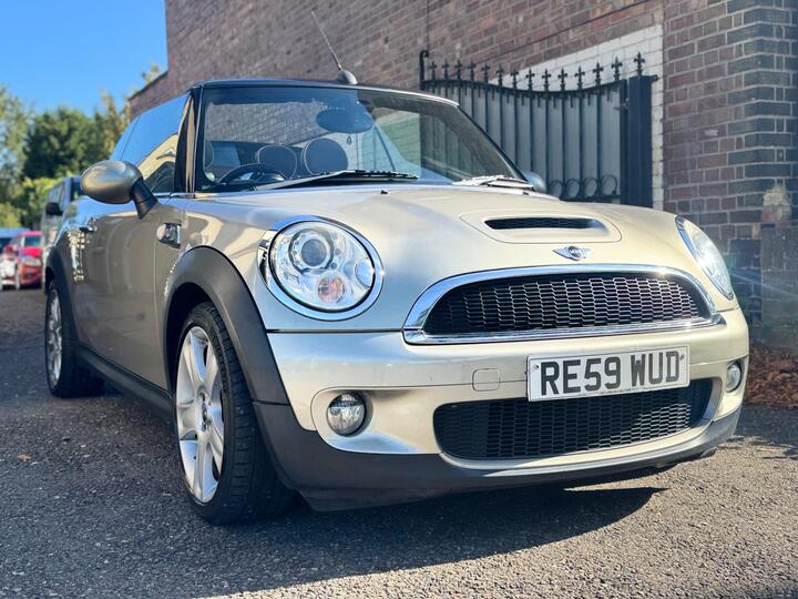 MINI Convertible 1.6 Cooper S Euro 4 2dr