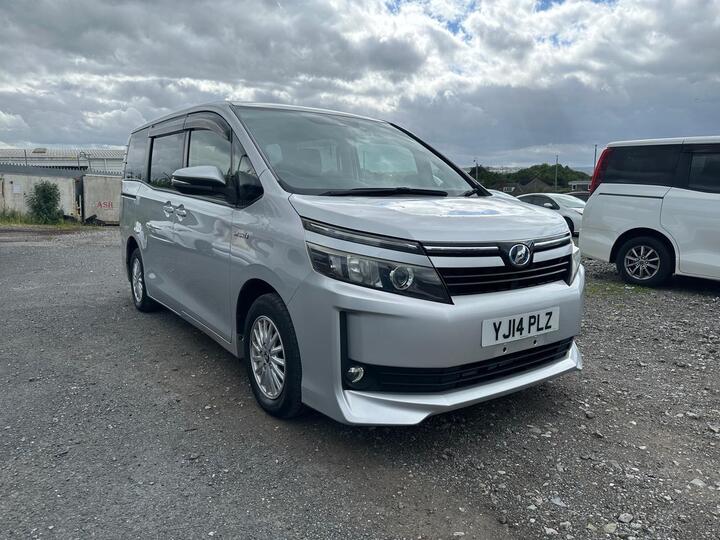 Toyota Voxy 1.8 VVT-h Hybrid 7 Seats Ulez Free 5dr