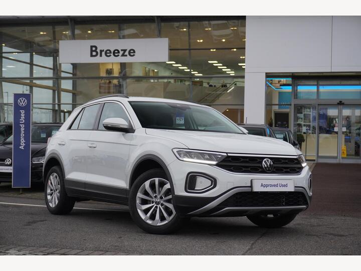 Volkswagen T-ROC 1.5 TSI Life DSG Euro 6 (s/s) 5dr Volkswagen T-ROC 1.5 TSI Life DSG Euro 6 (s/s) 5dr