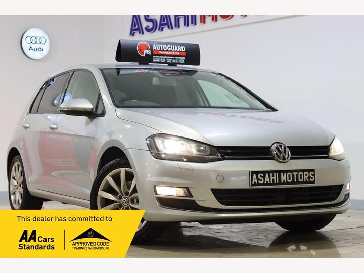 Volkswagen Golf 1.4 TSI BlueMotion Tech SE Hatchback 5dr Petrol DSG Euro 5 (s/s) (122 Ps)