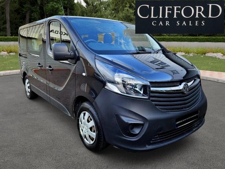 Vauxhall VIVARO 1 OWNER Vauxhall VIVARO 1 OWNER