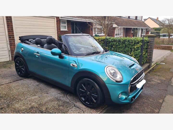 MINI Convertible 2.0 Cooper S Auto Euro 6 (s/s) 2dr