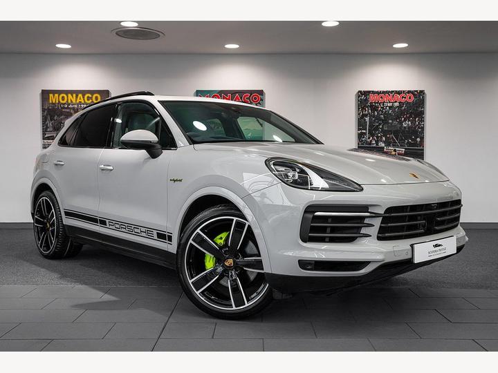 Porsche Cayenne 3.0 V6 E-Hybrid 17.9kWh Platinum Edition TiptronicS 4WD Euro 6 (s/s) 5dr (3.6kW Charger)