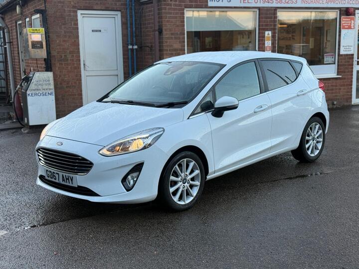 Ford Fiesta 1.0T EcoBoost Titanium Euro 6 (s/s) 5dr