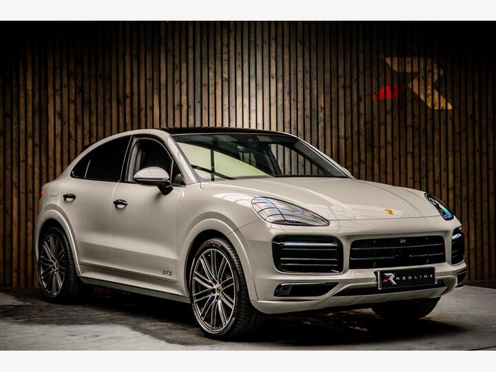 Porsche Cayenne 4.0T V8 GTS TiptronicS 4WD Euro 6 (s/s) 5dr Porsche Cayenne 4.0T V8 GTS TiptronicS 4WD Euro 6 (s/s) 5dr