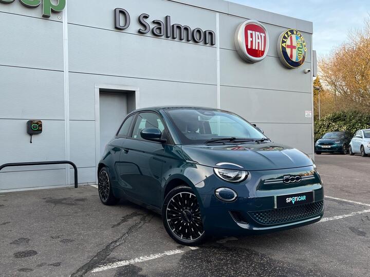 Fiat 500e 42kWh Icon Auto 3dr