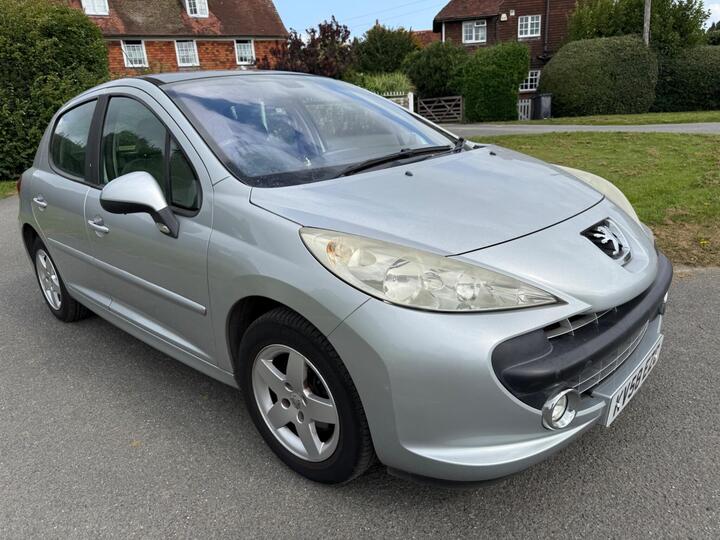 Peugeot 207 1.4 16v SE 5dr