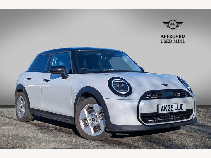 MINI Hatch 1.5C Classic Steptronic Euro 6 (s/s) 5dr