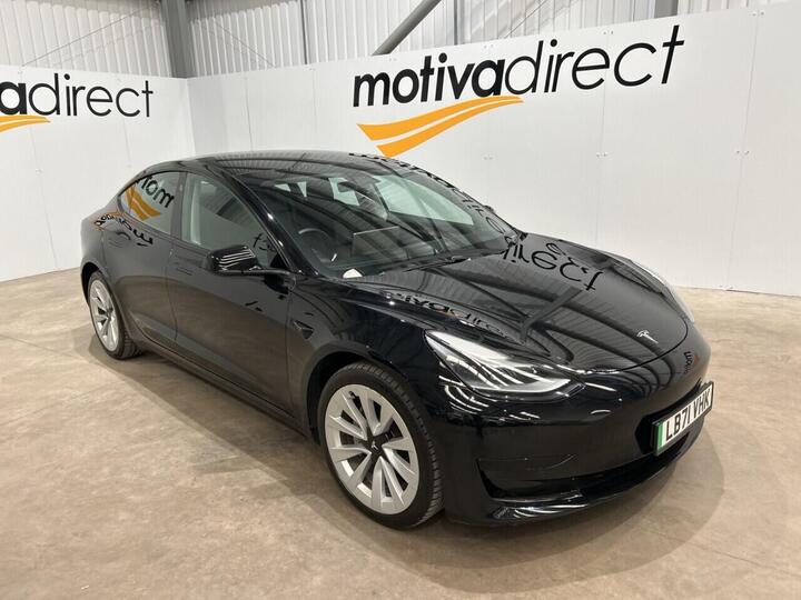 Tesla Model 3 Standard Range Plus Auto RWD 4dr